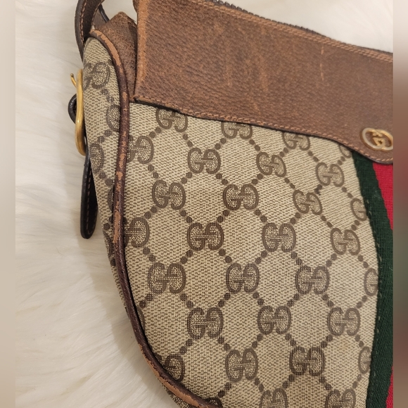 Vintage Gucci Crossbody - Picture 5 of 14